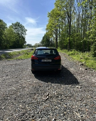 Ford Focus cena 37000 przebieg: 197000, rok produkcji 2015 z Darłowo małe 79